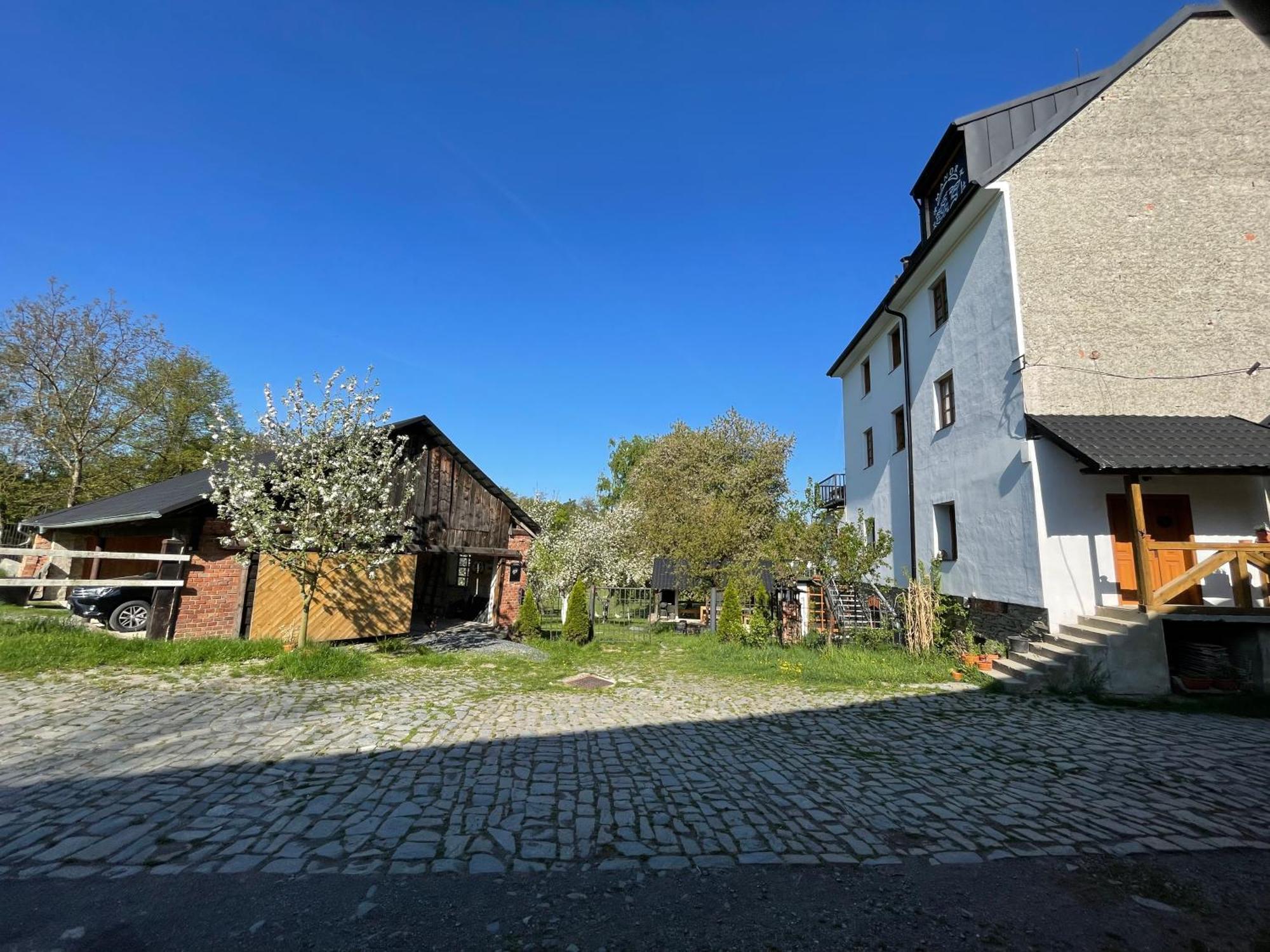Wintermill Leilighet Laznicky Eksteriør bilde